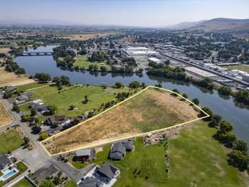 1366 PR SW, Prosser, Washington 99350, ,Houses,For Sale,1366 PR SW,285271