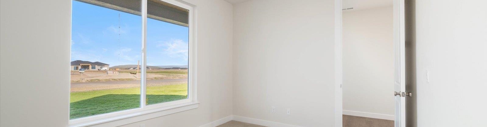 Ambrosia Street, Kennewick, Washington 99338, 3 Bedrooms Bedrooms, ,3 BathroomsBathrooms,For Sale,Ambrosia Street,285287