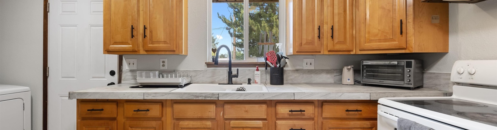 19th Avenue, Kennewick, Washington 99337-4817, 3 Bedrooms Bedrooms, ,2 BathroomsBathrooms,Site Built-owned Lot,For Sale,19th Avenue,285270