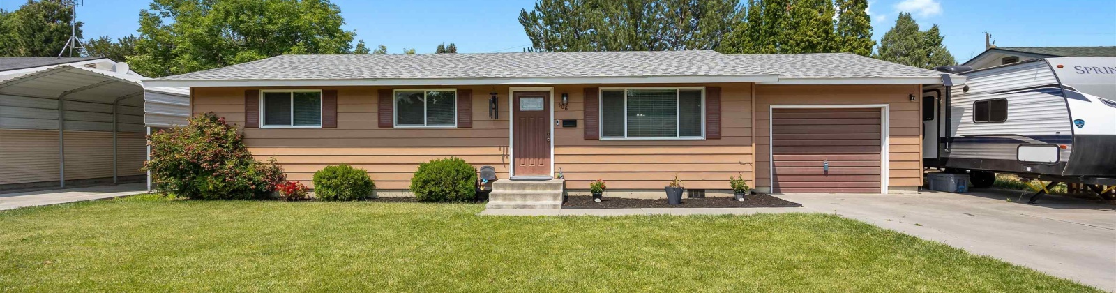 19th Avenue, Kennewick, Washington 99337-4817, 3 Bedrooms Bedrooms, ,2 BathroomsBathrooms,Site Built-owned Lot,For Sale,19th Avenue,285270