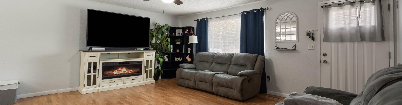 19th Avenue, Kennewick, Washington 99337-4817, 3 Bedrooms Bedrooms, ,2 BathroomsBathrooms,Site Built-owned Lot,For Sale,19th Avenue,285270