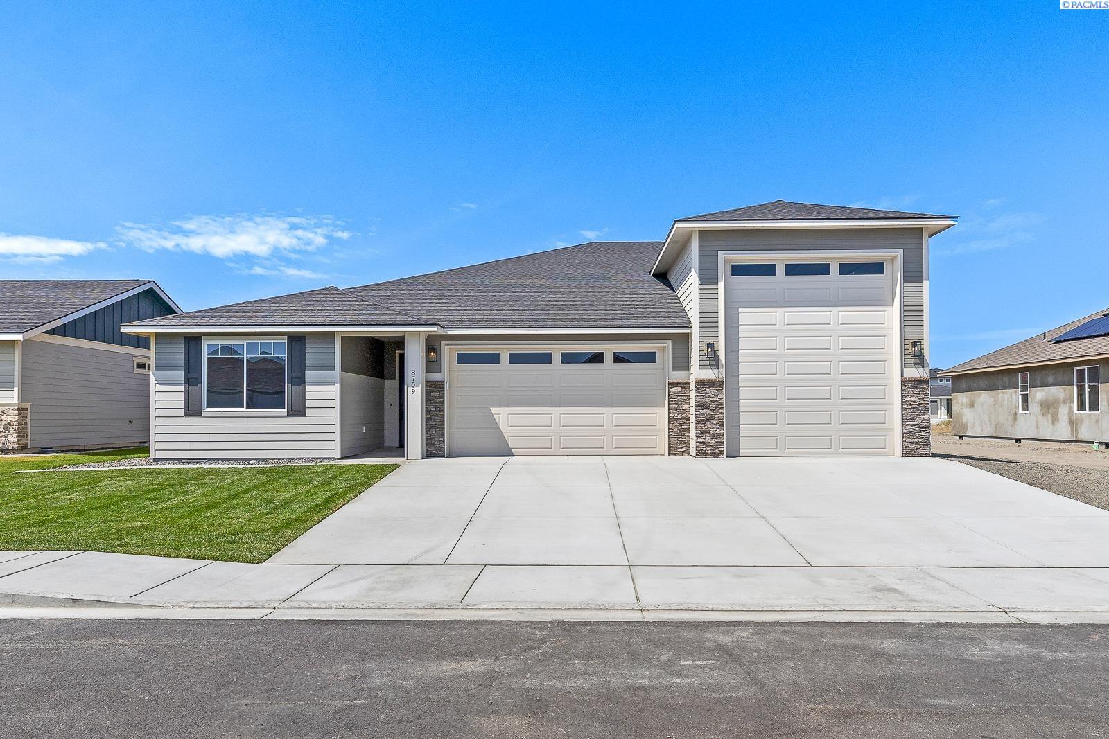 Ashen Dr., Pasco, Washington 99301, 3 Bedrooms Bedrooms, 0 ,2 BathroomsBathrooms,Houses,For Sale,Ashen Dr.,0,285285