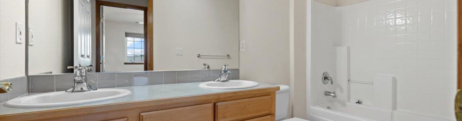 Venus Circle, Richland, Washington 99352, 5 Bedrooms Bedrooms, ,3 BathroomsBathrooms,Site Built-owned Lot,For Sale,Venus Circle,285282