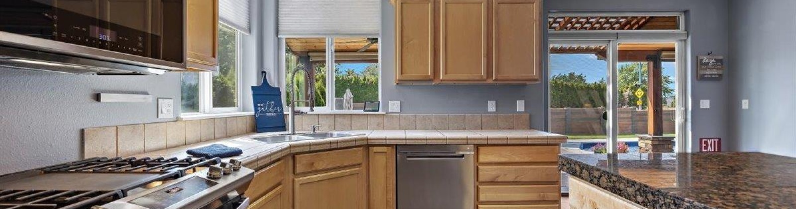 Tweedt Street, Kennewick, Washington 99338, 4 Bedrooms Bedrooms, ,3 BathroomsBathrooms,For Sale,Tweedt Street,285295