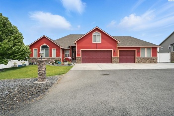 Grandview Lane, Kennewick, Washington 99338, 4 Bedrooms Bedrooms, ,2 BathroomsBathrooms,For Sale,Grandview Lane,285307