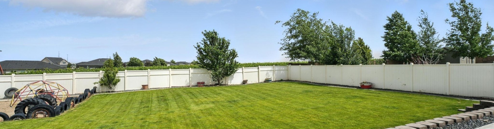 Grandview Lane, Kennewick, Washington 99338, 4 Bedrooms Bedrooms, ,2 BathroomsBathrooms,For Sale,Grandview Lane,285307