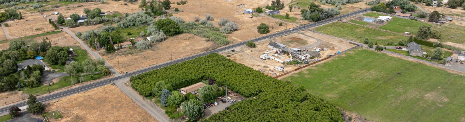 Old Inland Empire HWY, Prosser, Washington 99350, 3 Bedrooms Bedrooms, ,3 BathroomsBathrooms,Manufactured-owned Lot,For Sale,Old Inland Empire HWY,285311