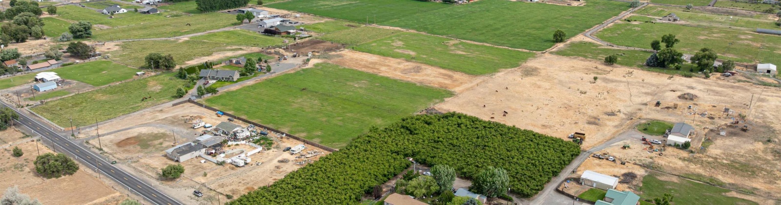 Old Inland Empire HWY, Prosser, Washington 99350, 3 Bedrooms Bedrooms, ,3 BathroomsBathrooms,Manufactured-owned Lot,For Sale,Old Inland Empire HWY,285311