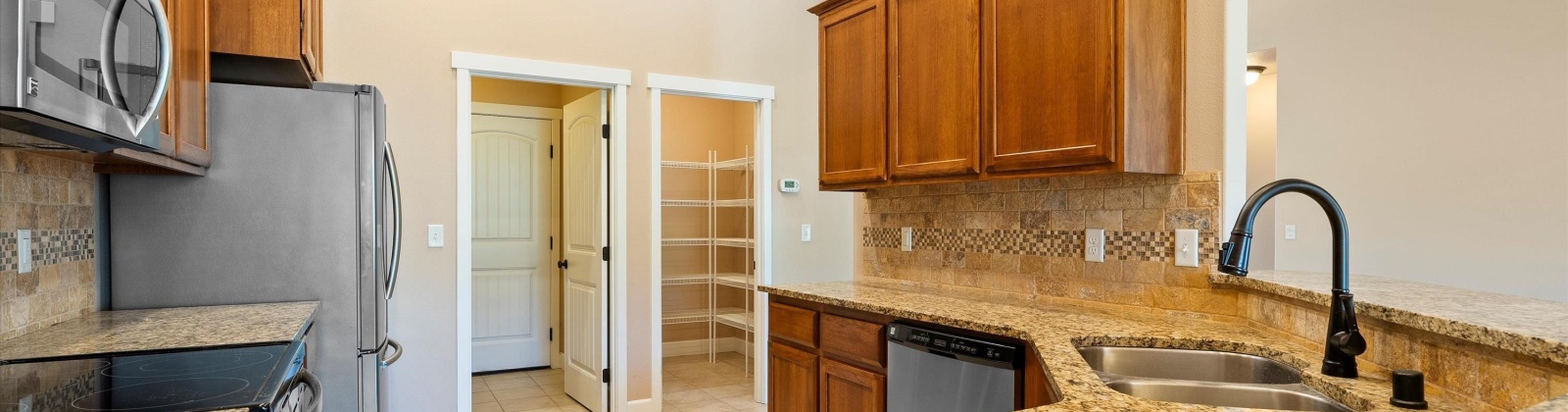 Fescue St, Kennewick, Washington 99338, 3 Bedrooms Bedrooms, ,2 BathroomsBathrooms,For Sale,Fescue St,285323