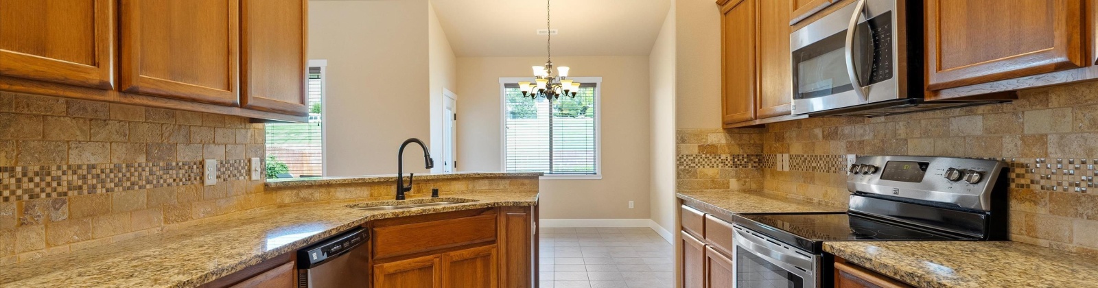 Fescue St, Kennewick, Washington 99338, 3 Bedrooms Bedrooms, ,2 BathroomsBathrooms,For Sale,Fescue St,285323