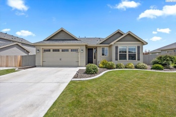 Atlanta Ln, Pasco, Washington 99301, 3 Bedrooms Bedrooms, ,2 BathroomsBathrooms,Site Built-owned Lot,For Sale,Atlanta Ln,285339