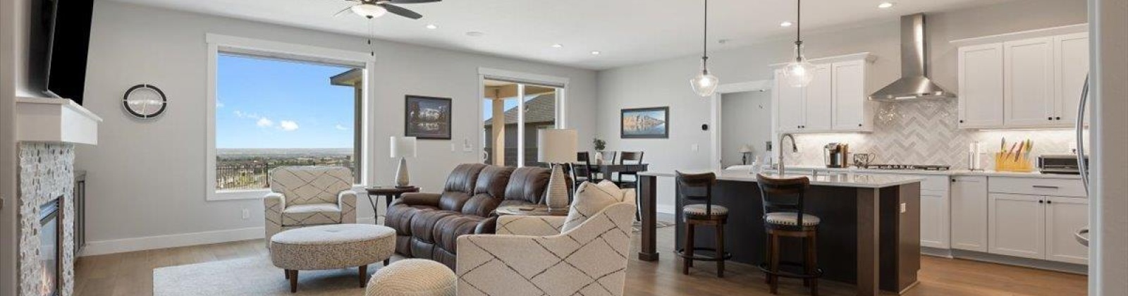 40th, Kennewick, Washington 99338, 3 Bedrooms Bedrooms, ,2 BathroomsBathrooms,Site Built-owned Lot,For Sale,40th,285337