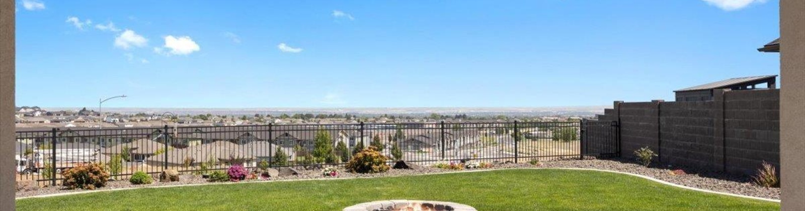 40th, Kennewick, Washington 99338, 3 Bedrooms Bedrooms, ,2 BathroomsBathrooms,Site Built-owned Lot,For Sale,40th,285337