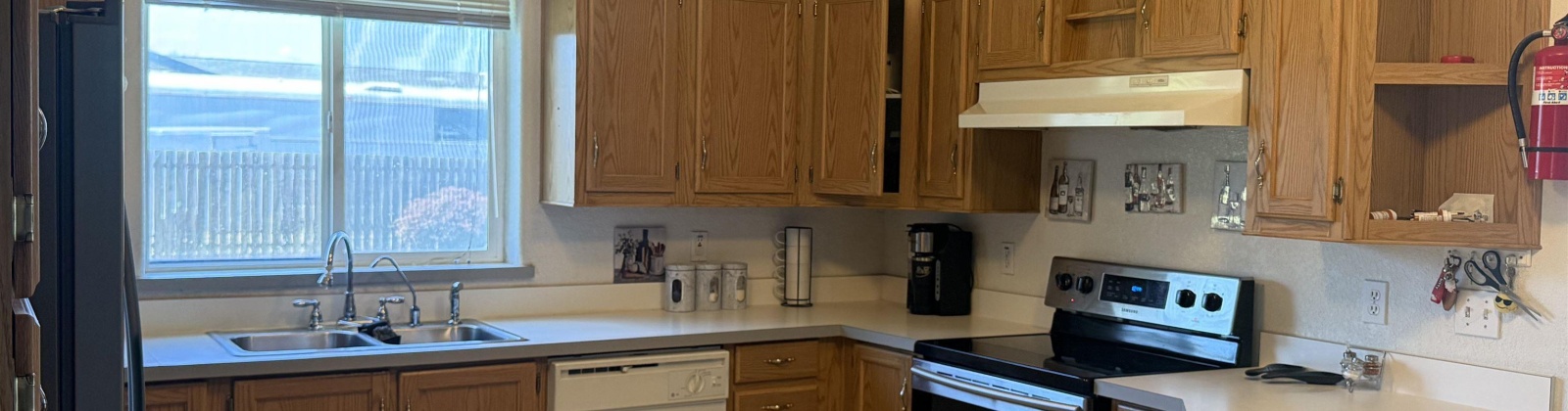 Hugo Ave, Pasco, Washington 99301, 3 Bedrooms Bedrooms, ,2 BathroomsBathrooms,For Sale,Hugo Ave,285336