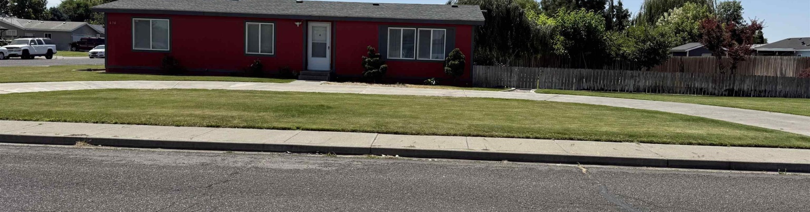 Hugo Ave, Pasco, Washington 99301, 3 Bedrooms Bedrooms, ,2 BathroomsBathrooms,For Sale,Hugo Ave,285336