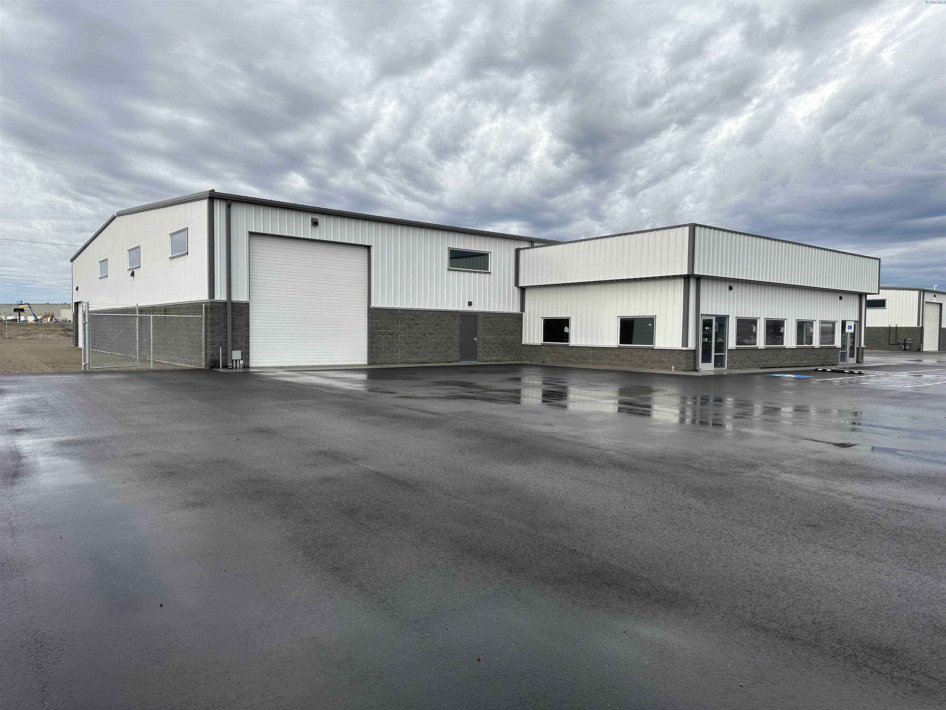 Commercial Ave- Bldg A - Ste 101, Pasco, Washington 99301, ,41 BathroomsBathrooms,Commercial,For Sale,Commercial Ave- Bldg A - Ste 101,260780