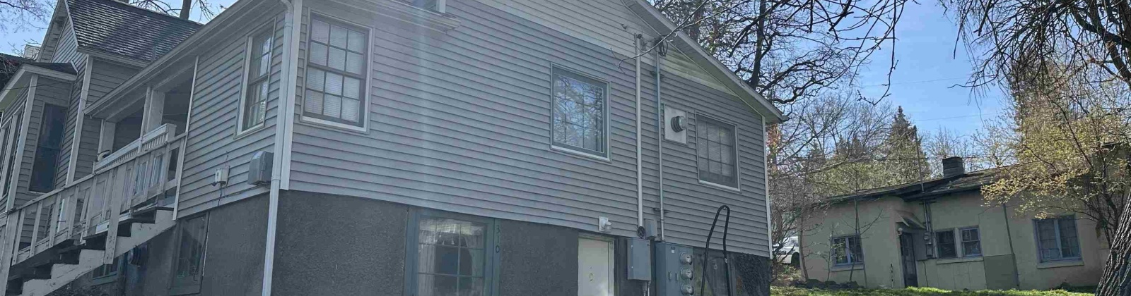 Spring, Pullman, Washington 99163, 4 Bedrooms Bedrooms, ,3 BathroomsBathrooms,Tri-plex,For Sale,Spring,283416