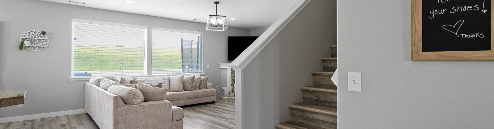 Edison Street, Connell, Washington 99326, 5 Bedrooms Bedrooms, ,3 BathroomsBathrooms,Site Built-owned Lot,For Sale,Edison Street,285326