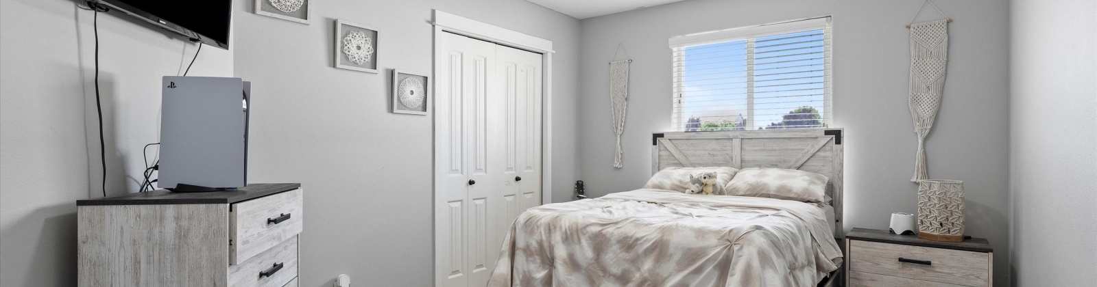 Edison Street, Connell, Washington 99326, 5 Bedrooms Bedrooms, ,3 BathroomsBathrooms,Site Built-owned Lot,For Sale,Edison Street,285326