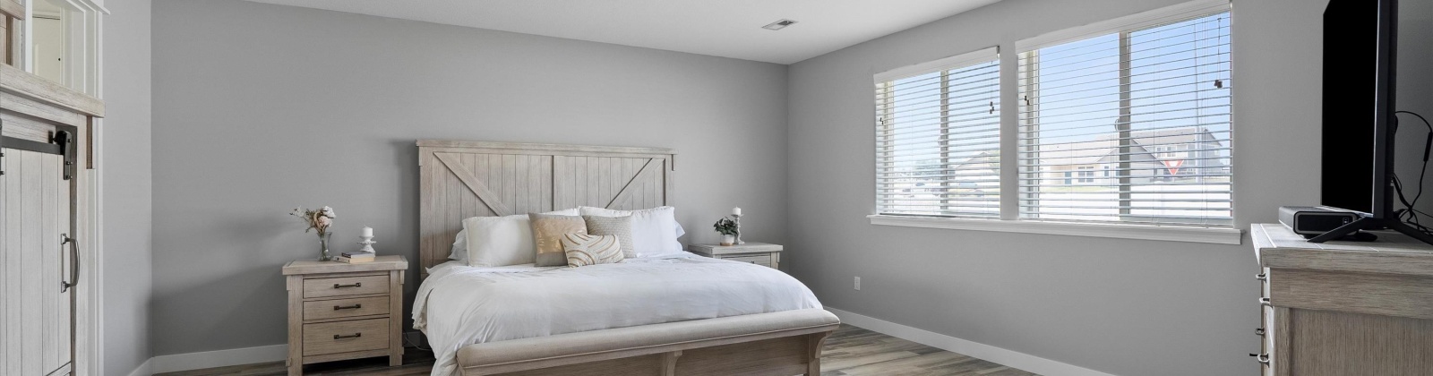 Edison Street, Connell, Washington 99326, 5 Bedrooms Bedrooms, ,3 BathroomsBathrooms,Site Built-owned Lot,For Sale,Edison Street,285326