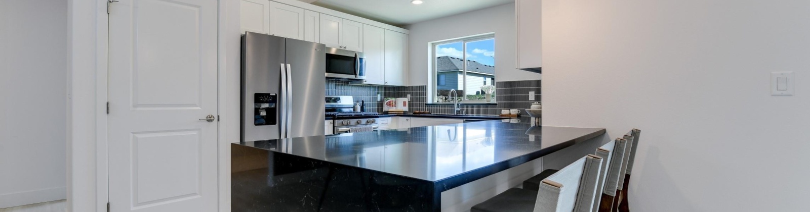Roosevelt St, Kennewick, Washington 99338, 4 Bedrooms Bedrooms, ,2 BathroomsBathrooms,Site Built-owned Lot,For Sale,Roosevelt St,285328