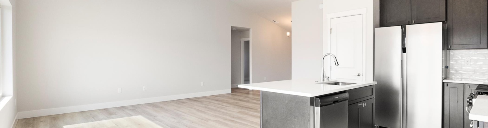 30th Pl, Kennewick, Washington 99338, 3 Bedrooms Bedrooms, ,2 BathroomsBathrooms,Site Built-owned Lot,For Sale,30th Pl,285330