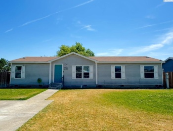Alvina, Pasco, Washington 99301, 4 Bedrooms Bedrooms, ,2 BathroomsBathrooms,For Sale,Alvina,285368