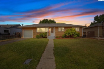 Hood Avenue, Richland, Washington 99354, 3 Bedrooms Bedrooms, ,1 BathroomBathrooms,For Sale,Hood Avenue,285367