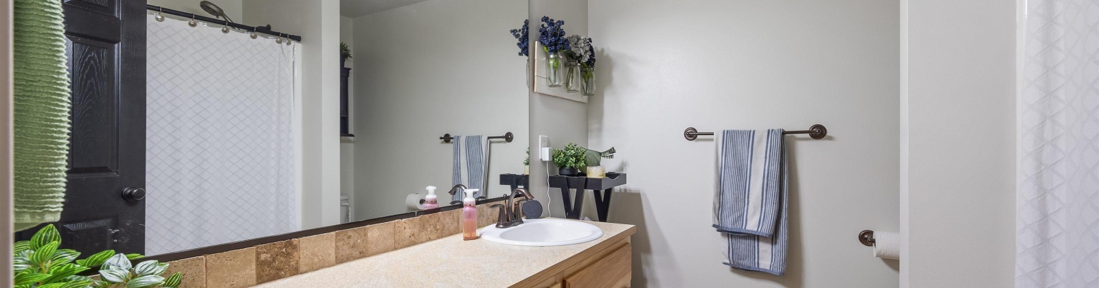 Jackson Ln, Pasco, Washington 99301, 3 Bedrooms Bedrooms, ,2 BathroomsBathrooms,Site Built-owned Lot,For Sale,Jackson Ln,285364