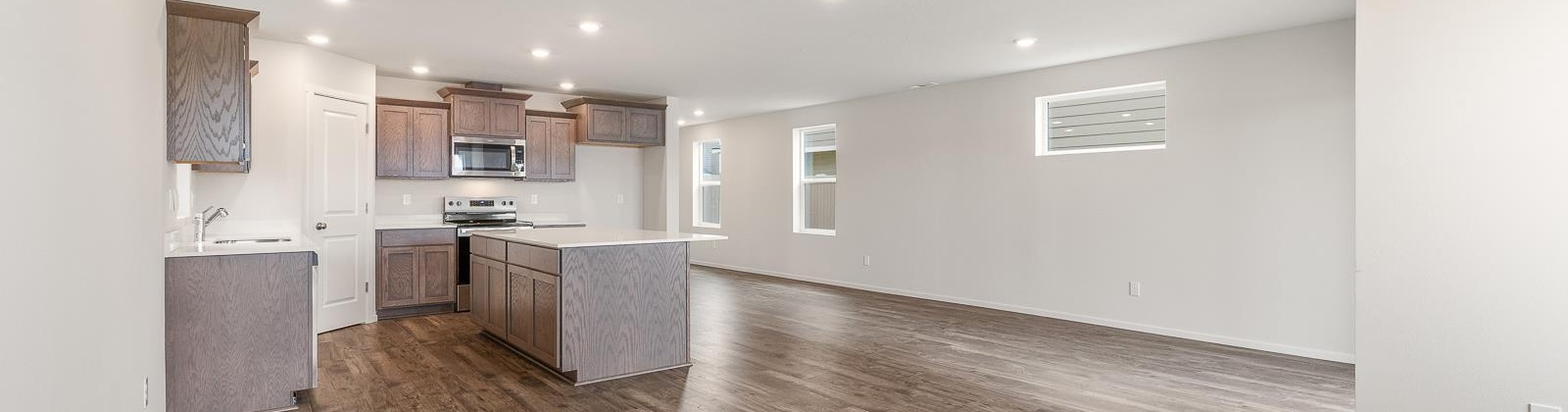 Zeelar Street, Kennewick, Washington 99336, 4 Bedrooms Bedrooms, ,3 BathroomsBathrooms,For Sale,Zeelar Street,285360