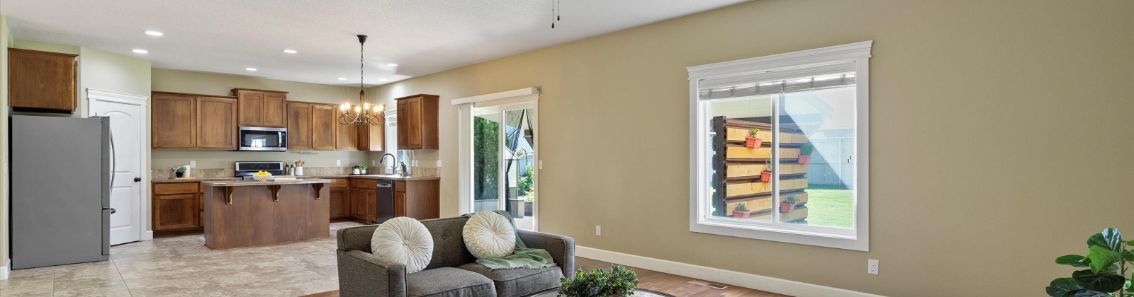 18th Ave, Kennewick, Washington 99338, 3 Bedrooms Bedrooms, ,3 BathroomsBathrooms,Site Built-owned Lot,For Sale,18th Ave,285352