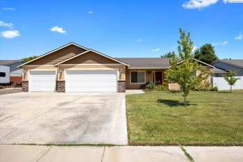 Kirkwood, West Richland, Washington 99353-0000, 3 Bedrooms Bedrooms, ,3 BathroomsBathrooms,Site Built-owned Lot,For Sale,Kirkwood,285345
