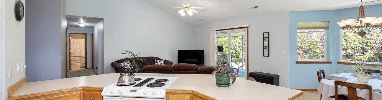 22nd Avenue, Kennewick, Washington 99337, 3 Bedrooms Bedrooms, ,2 BathroomsBathrooms,For Sale,22nd Avenue,284794