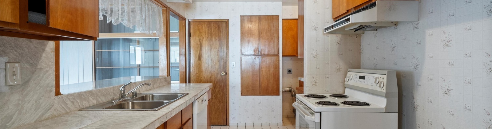 20th Ave., Kennewick, Washington 99337, 3 Bedrooms Bedrooms, ,1 BathroomBathrooms,For Sale,20th Ave.,285380