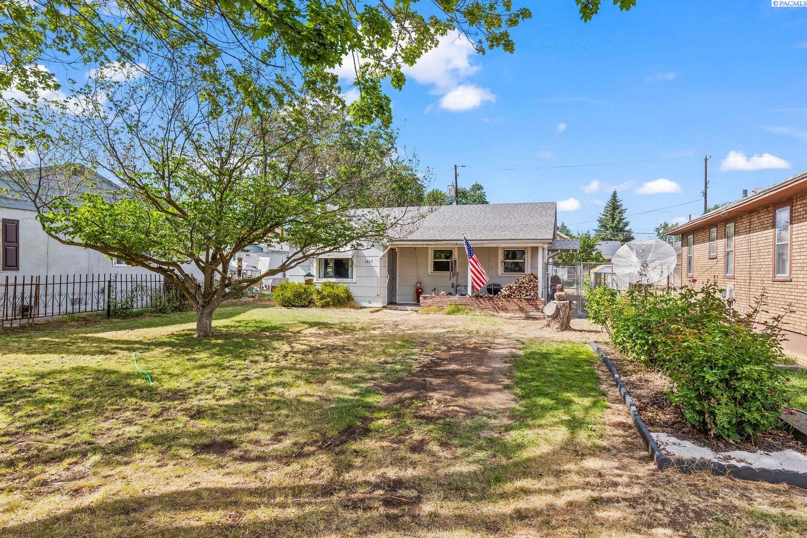 Jefferson Ave, Yakima, Washington 98902, 3 Bedrooms Bedrooms, 0 ,1 BathroomBathrooms,Houses,For Sale,Jefferson Ave,0,285371