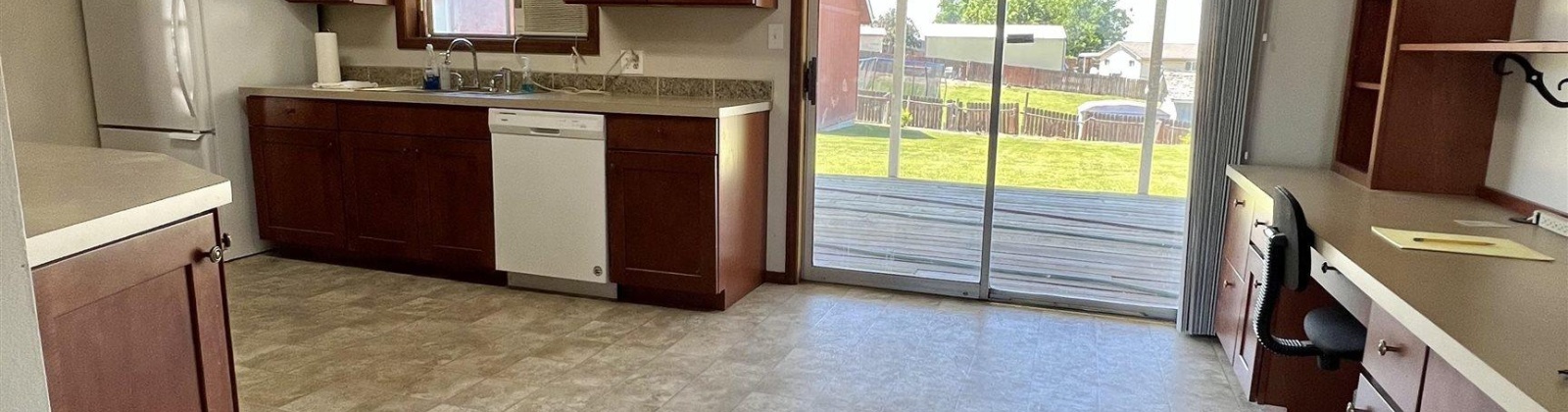 Terry St., Sunnyside, Washington 98944, 3 Bedrooms Bedrooms, 0 ,2 BathroomsBathrooms,Houses,For Sale,Terry St.,0,280880