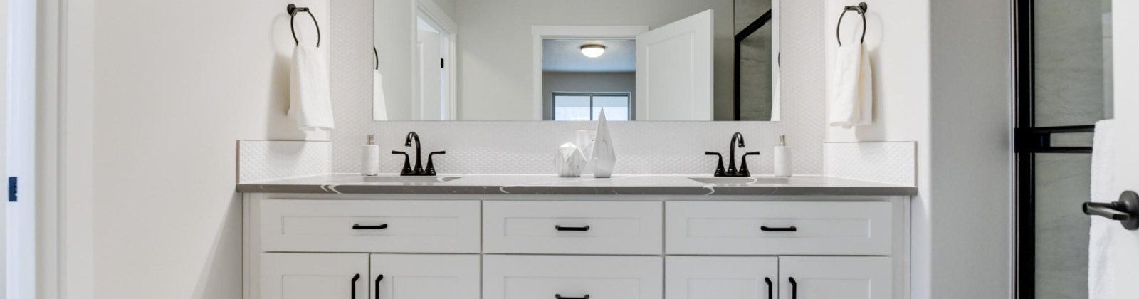Roosevelt St, Kennewick, Washington 99338, 4 Bedrooms Bedrooms, ,2 BathroomsBathrooms,For Sale,Roosevelt St,285372
