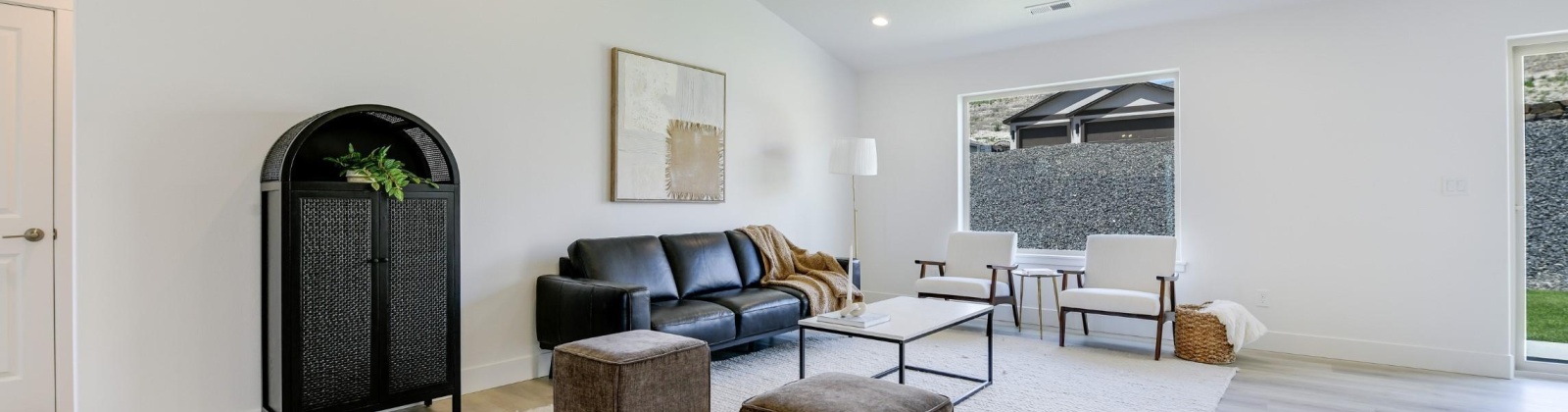 Glenwood Ave, Grandview, Washington 98930, 3 Bedrooms Bedrooms, ,2 BathroomsBathrooms,For Sale,Glenwood Ave,285376
