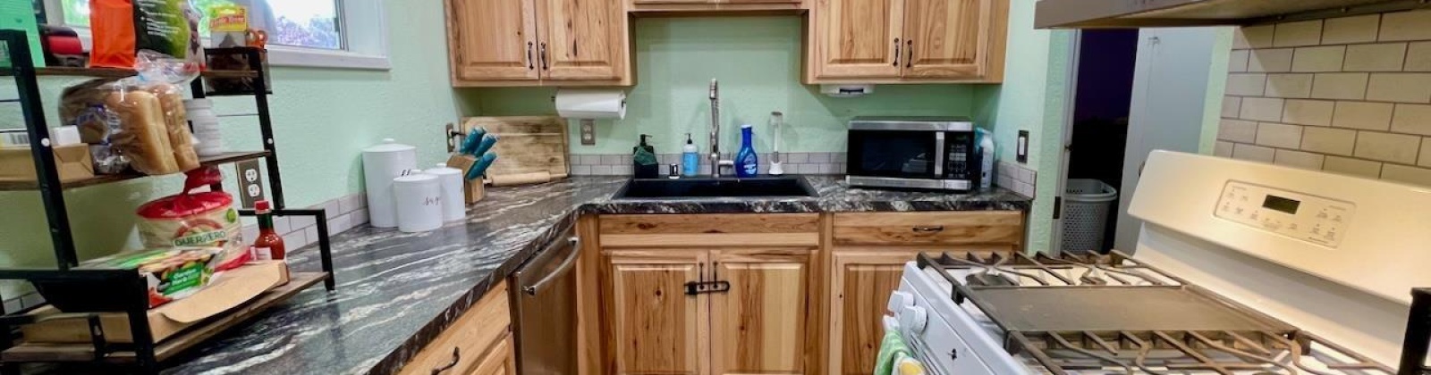 Dover, Richland, Washington 99352, 4 Bedrooms Bedrooms, ,2 BathroomsBathrooms,For Sale,Dover,283462