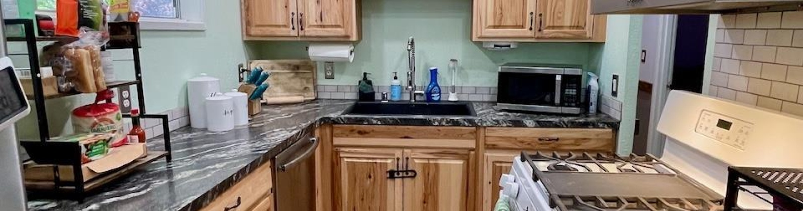 Dover, Richland, Washington 99352, 4 Bedrooms Bedrooms, ,2 BathroomsBathrooms,For Sale,Dover,283462