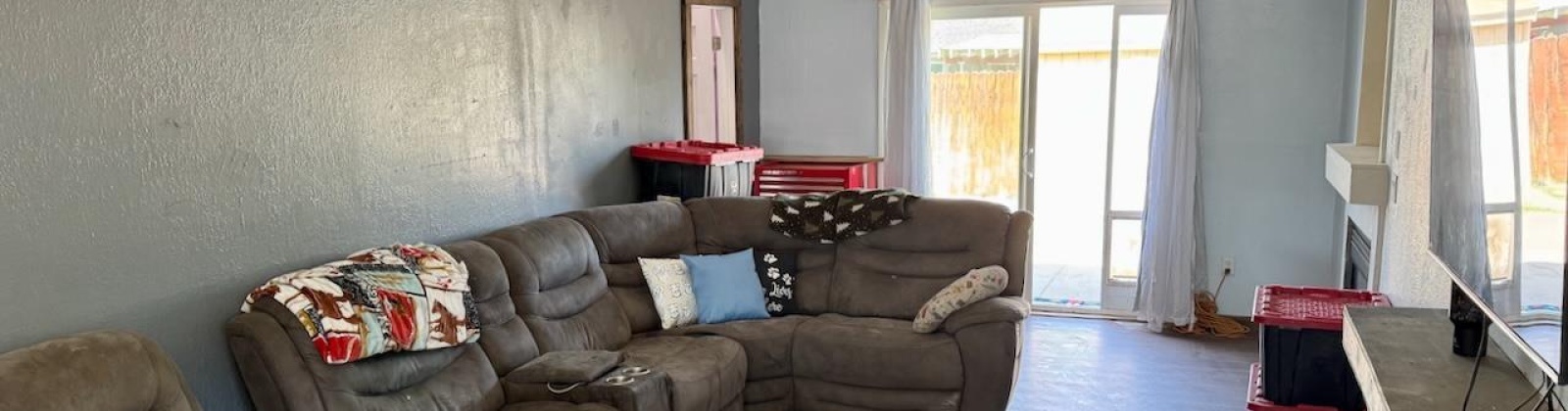 Dover, Richland, Washington 99352, 4 Bedrooms Bedrooms, ,2 BathroomsBathrooms,For Sale,Dover,283462