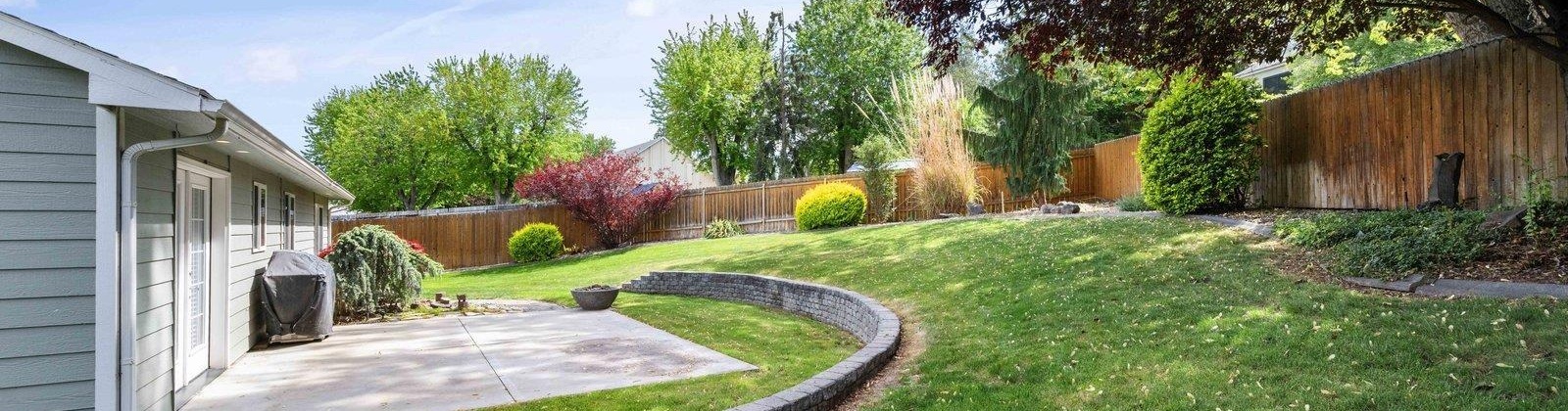 18th Court, Kennewick, Washington 99337, 3 Bedrooms Bedrooms, ,2 BathroomsBathrooms,For Sale,18th Court,283741