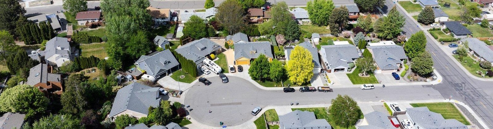 18th Court, Kennewick, Washington 99337, 3 Bedrooms Bedrooms, ,2 BathroomsBathrooms,For Sale,18th Court,283741