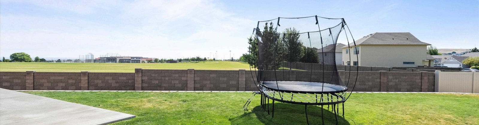 Dawes, Kennewick, Washington 99338, 3 Bedrooms Bedrooms, ,3 BathroomsBathrooms,For Sale,Dawes,285393