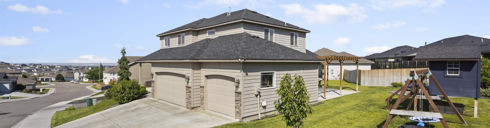 McKinley Street, Kennewick, Washington 99338, 4 Bedrooms Bedrooms, ,3 BathroomsBathrooms,For Sale,McKinley Street,285399