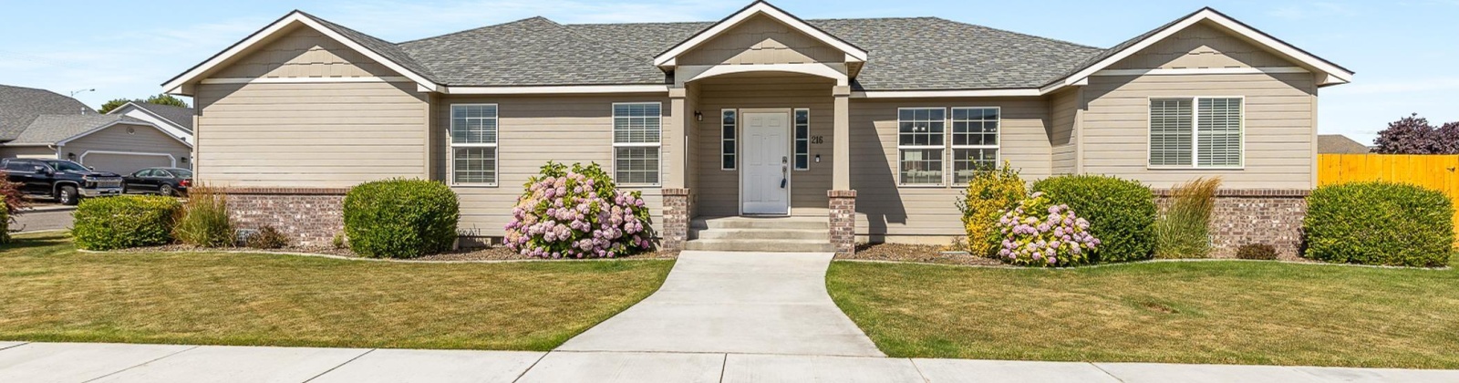 Belfair St, Kennewick, Washington 99336, 3 Bedrooms Bedrooms, ,2 BathroomsBathrooms,For Sale,Belfair St,285407