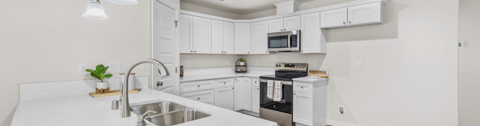 Luli ST, Grandview, Washington 98930, 4 Bedrooms Bedrooms, ,2 BathroomsBathrooms,For Sale,Luli ST,285408