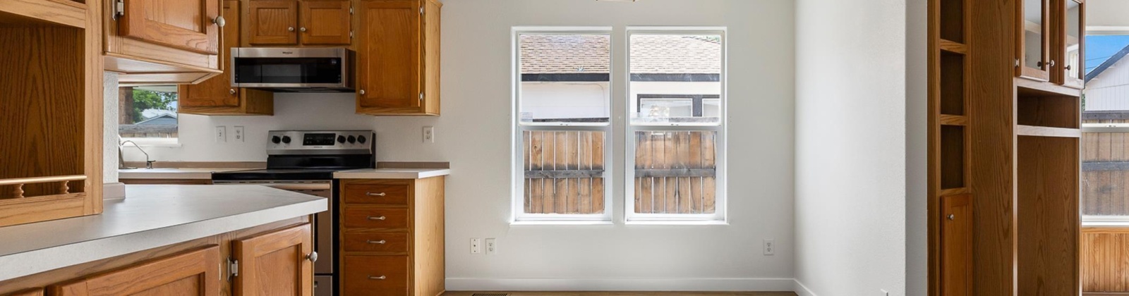 Potter, Richland, Washington 99354, 4 Bedrooms Bedrooms, ,2 BathroomsBathrooms,For Sale,Potter,285410
