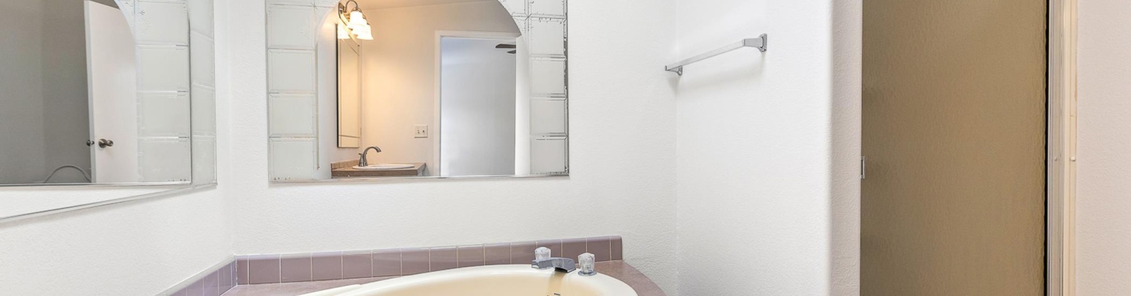 Potter, Richland, Washington 99354, 4 Bedrooms Bedrooms, ,2 BathroomsBathrooms,For Sale,Potter,285410