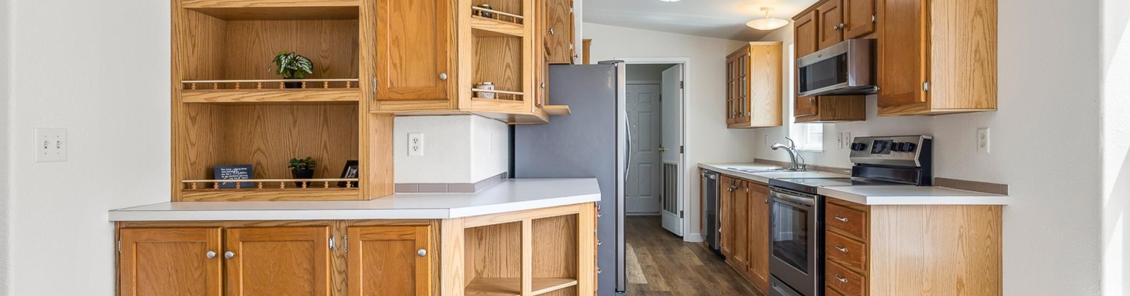 Potter, Richland, Washington 99354, 4 Bedrooms Bedrooms, ,2 BathroomsBathrooms,For Sale,Potter,285410
